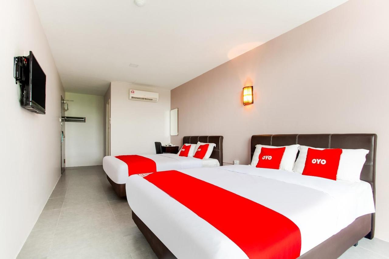 Oyo 89631 988 Hotel Johor Bahru Exterior photo